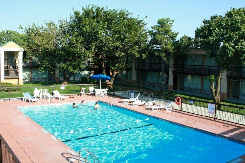 Quality Inn Ponca City Route 77 Bagian luar foto