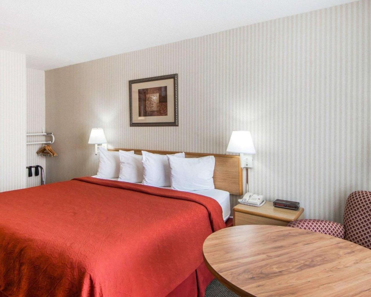 Quality Inn Ponca City Route 77 Bagian luar foto