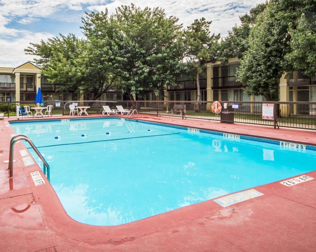 Quality Inn Ponca City Route 77 Bagian luar foto